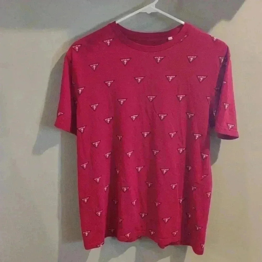 Guess graphic logo‎ red T-shirt unisex medium